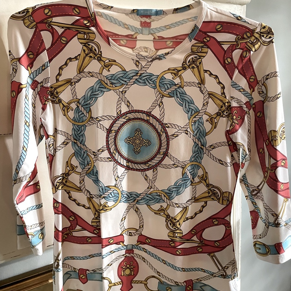XS Classic 3/4 Sleeve JMcLaughlin top.